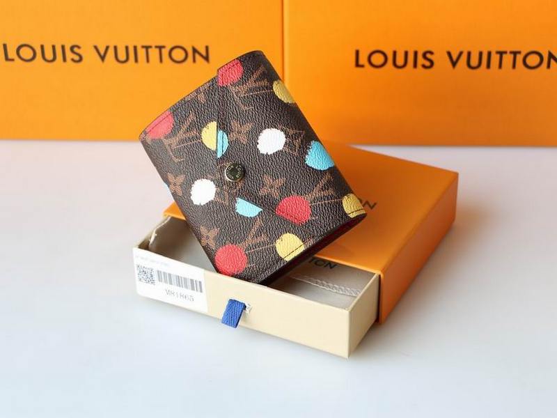 LV Wallets 149